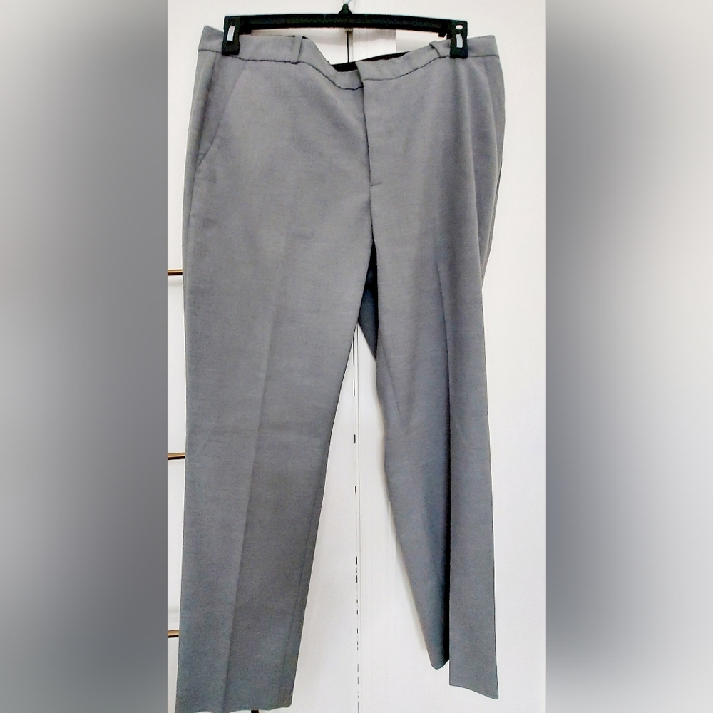Banana Republic Factory Chic Gray Trousers
